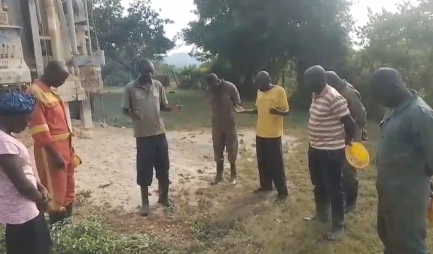 Bishop Jacob praying before the ground breaking.